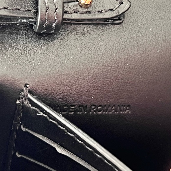 Burberry Check Leather Crossbody Bag in Black - Picture 11 of 13